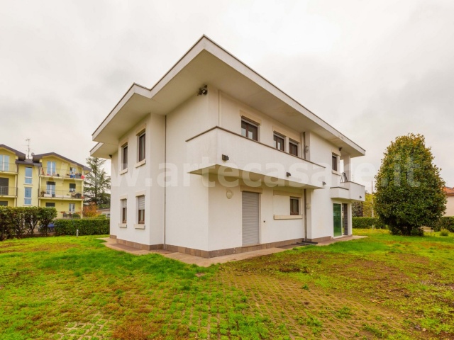 Samarate, Lombardia, 5 Camere Letto Camere Letto, 7 Stanze Stanze,3 BagniBagni,Villa,Vendita,2656