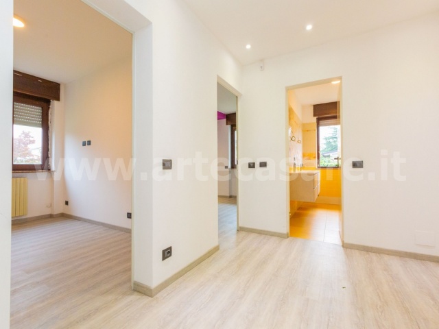 Samarate, Lombardia, 5 Camere Letto Camere Letto, 7 Stanze Stanze,3 BagniBagni,Villa,Vendita,2656