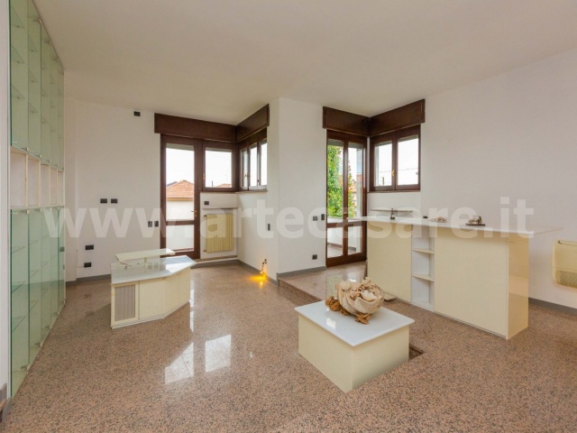 Samarate, Lombardia, 5 Camere Letto Camere Letto, 7 Stanze Stanze,3 BagniBagni,Villa,Vendita,2656