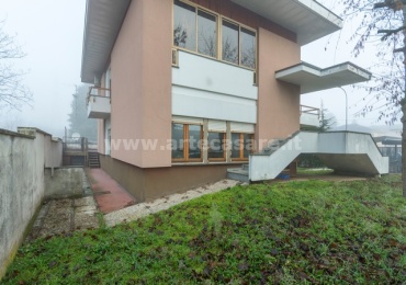 Arconate, Lombardia, 5 Camere Letto Camere Letto, 9 Stanze Stanze,4 BagniBagni,Villa bifamiliare,Vendita,2672