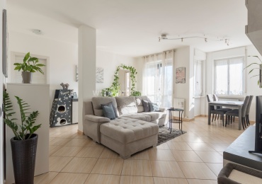 Busto Arsizio, Lombardia, 3 Camere Letto Camere Letto, 4 Stanze Stanze,2 BagniBagni,Appartamento,Vendita,2965