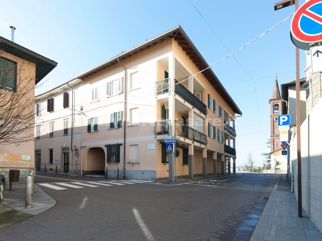 Gorla Minore, Lombardia, 3 Stanze Stanze,2 BagniBagni,Negozio,Vendita,3239