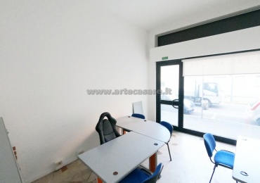 Parabiago, Lombardia, ,1 BagnoBagni,Attività commerciale,Affitto,3275