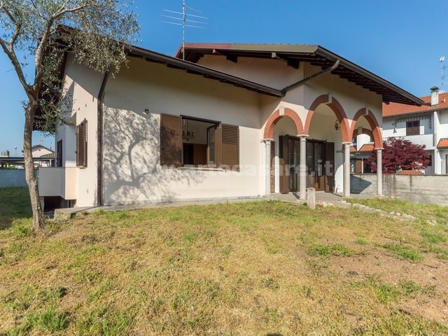 Villa Cortese, Lombardia, 2 Camere Letto Camere Letto, 3 Stanze Stanze,2 BagniBagni,Villa,Vendita,3276