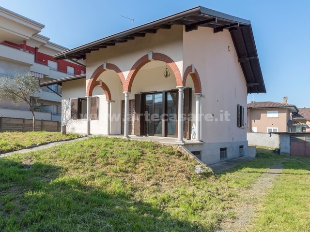 Villa Cortese, Lombardia, 2 Camere Letto Camere Letto, 3 Stanze Stanze,2 BagniBagni,Villa,Vendita,3276