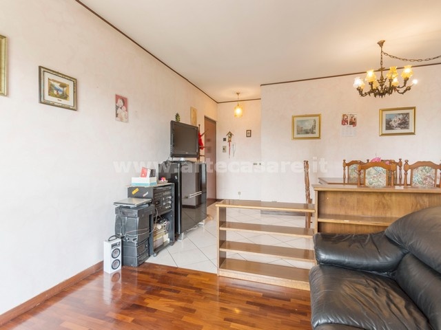 Busto Arsizio, Lombardia, 3 Camere Letto Camere Letto, 4 Stanze Stanze,2 BagniBagni,Appartamento,Vendita,3283