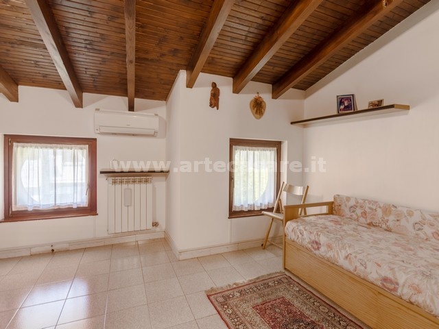Olgiate Olona, Lombardia, 4 Camere Letto Camere Letto, 8 Stanze Stanze,4 BagniBagni,Villa,Vendita,3289