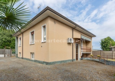 Villa Cortese, Lombardia 20035, 2 Camere Letto Camere Letto, 4 Stanze Stanze,2 BagniBagni,Villa,Vendita,3325