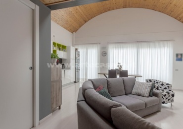 Saronno, Lombardia, 4 Stanze Stanze,2 BagniBagni,Loft,Vendita,3329
