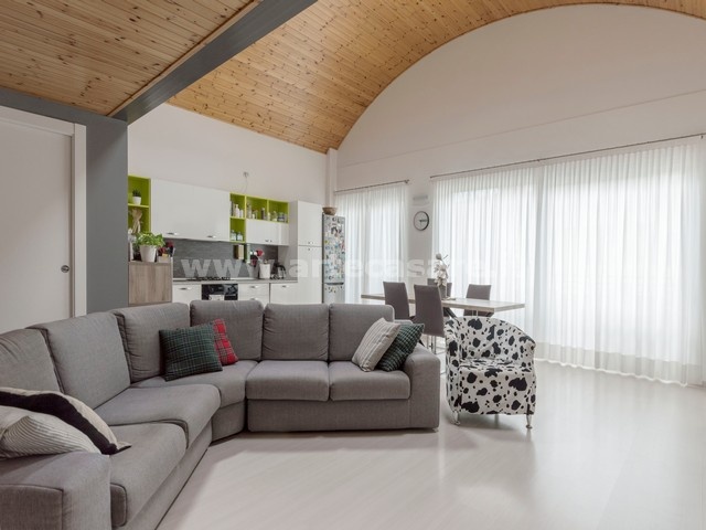 Saronno, Lombardia, 4 Stanze Stanze,2 BagniBagni,Loft,Vendita,3329