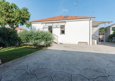 Busto Garolfo, Lombardia, 4 Camere Letto Camere Letto, 6 Stanze Stanze,2 BagniBagni,Villa,Vendita,3353