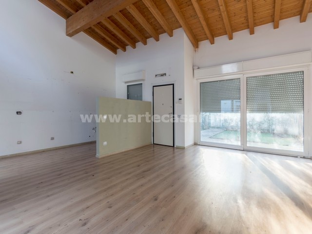 Saronno, Lombardia, 4 Camere Letto Camere Letto, 5 Stanze Stanze,4 BagniBagni,Villa a schiera,Vendita,3396