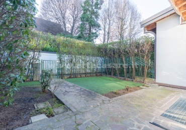 Saronno, Lombardia, 4 Camere Letto Camere Letto, 5 Stanze Stanze,4 BagniBagni,Villa a schiera,Vendita,3396