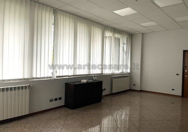 Legnano, Lombardia, 3 Stanze Stanze,1 BagnoBagni,Ufficio,Affitto,3398