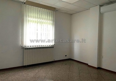 Legnano, Lombardia, 3 Stanze Stanze,1 BagnoBagni,Ufficio,Affitto,3398