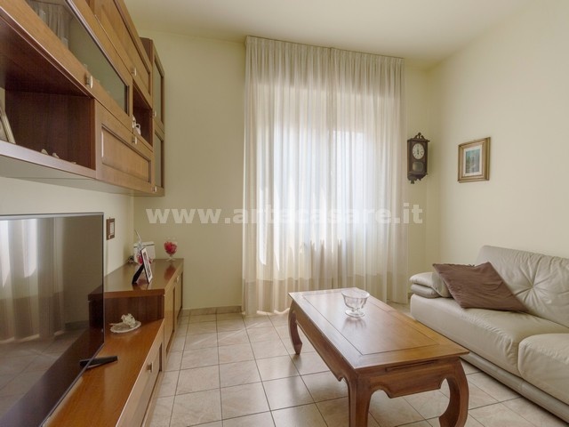 Busto Arsizio, Lombardia, 2 Camere Letto Camere Letto, 3 Stanze Stanze,1 BagnoBagni,Appartamento,Vendita,3414