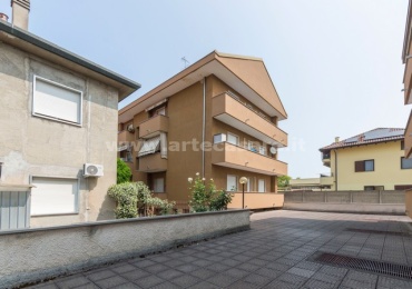 Busto Arsizio, Lombardia, 2 Camere Letto Camere Letto, 3 Stanze Stanze,1 BagnoBagni,Appartamento,Vendita,3414