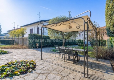 MARNATE, Lombardia, 2 Camere Letto Camere Letto, 4 Stanze Stanze,2 BagniBagni,Villa,Vendita,3421