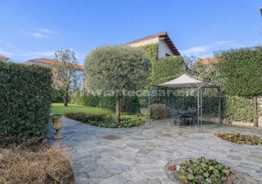 MARNATE, Lombardia, 2 Camere Letto Camere Letto, 4 Stanze Stanze,2 BagniBagni,Villa,Vendita,3421