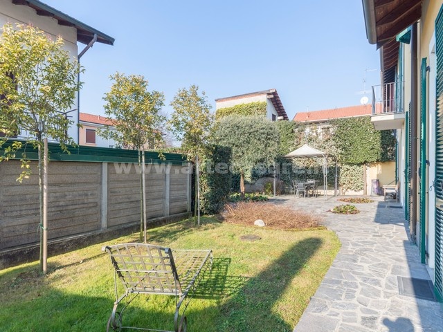 MARNATE, Lombardia, 2 Camere Letto Camere Letto, 4 Stanze Stanze,2 BagniBagni,Villa,Vendita,3421