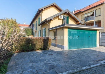 MARNATE, Lombardia, 2 Camere Letto Camere Letto, 4 Stanze Stanze,2 BagniBagni,Villa,Vendita,3421