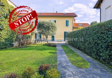 MARNATE, Lombardia, 2 Stanze da Letto Stanze da Letto, 4 Stanze Stanze,2 BathroomsBathrooms,Villa,Vendita Usato,0,3421