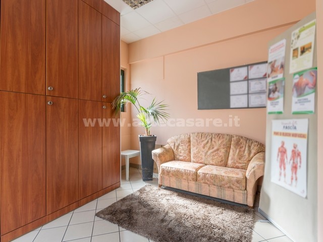 Besnate, Lombardia, 2 Stanze Stanze,5 BathroomsBathrooms,Capannone,Vendita Usato,0,3451