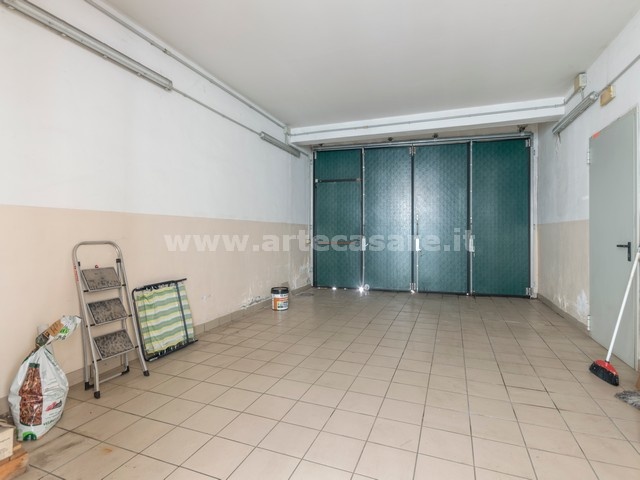 Besnate, Lombardia, 2 Stanze Stanze,5 BathroomsBathrooms,Capannone,Vendita Usato,0,3451
