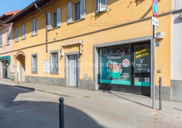 Samarate, Lombardia, 2 Stanze Stanze,1 BagnoBathrooms,Negozio,Vendita Usato,0,3453 Samarate, Lombardia, 2 Stanze Stanze,1 BagnoBathrooms,Negozio,Vendita Usato,0,3453