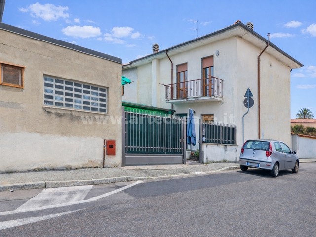 Busto Garolfo, Lombardia, 2 Stanze da Letto Stanze da Letto, 3 Stanze Stanze,2 BathroomsBathrooms,Casa indipendente,Vendita Usato,0,3472
