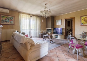 Parabiago, Lombardia 20015, 2 Stanze da Letto Stanze da Letto, 7 Stanze Stanze,2 BathroomsBathrooms,Appartamento,Vendita Usato,0,3473