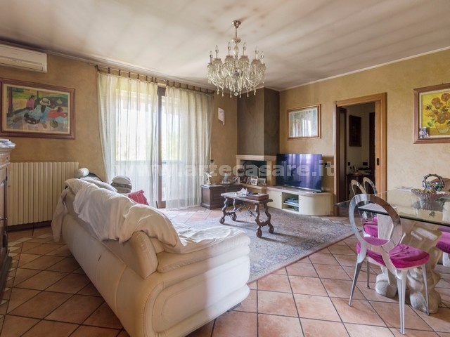 Parabiago, Lombardia 20015, 2 Stanze da Letto Stanze da Letto, 7 Stanze Stanze,2 BathroomsBathrooms,Appartamento,Vendita Usato,0,3473