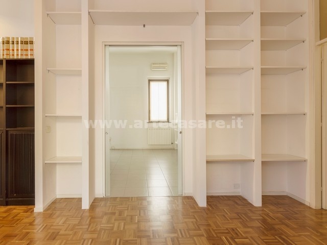 Busto Arsizio, Lombardia, 3 Stanze da Letto Stanze da Letto, 4 Stanze Stanze,2 BathroomsBathrooms,Appartamento,Vendita Usato,0,3476