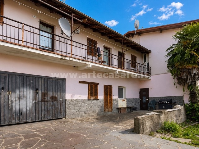 Cadrezzate, Lombardia, 3 Stanze da Letto Stanze da Letto, 6 Stanze Stanze,2 BathroomsBathrooms,Appartamento in corte,Vendita Usato,0,3479