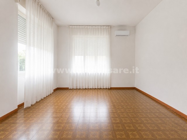 Busto Garolfo, Lombardia, 4 Stanze da Letto Stanze da Letto, 5 Stanze Stanze,2 BathroomsBathrooms,Villa,Vendita Usato,0,3484