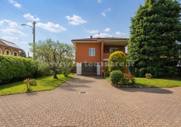 Busto Garolfo, Lombardia, 4 Stanze da Letto Stanze da Letto, 5 Stanze Stanze,2 BathroomsBathrooms,Villa,Vendita Usato,0,3484
