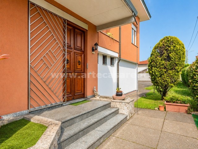 Busto Garolfo, Lombardia, 4 Stanze da Letto Stanze da Letto, 5 Stanze Stanze,2 BathroomsBathrooms,Villa,Vendita Usato,0,3484