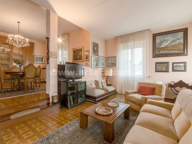 Busto Garolfo, Lombardia, 4 Stanze da Letto Stanze da Letto, 5 Stanze Stanze,2 BathroomsBathrooms,Villa,Vendita Usato,0,3484