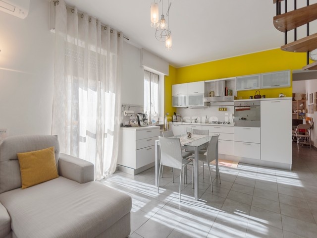 Busto Arsizio, Lombardia, 2 Stanze da Letto Stanze da Letto, 3 Stanze Stanze,2 BathroomsBathrooms,Appartamento,Vendita Usato,0,3496