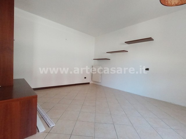 Parabiago, Lombardia, 2 Stanze da Letto Stanze da Letto, 4 Stanze Stanze,2 BathroomsBathrooms,Appartamento in corte,Affitto,0,3503