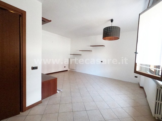 Parabiago, Lombardia, 2 Stanze da Letto Stanze da Letto, 4 Stanze Stanze,2 BathroomsBathrooms,Appartamento in corte,Affitto,0,3503