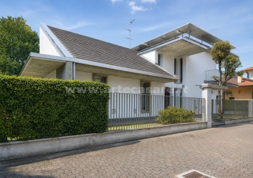 Busto Garolfo, Lombardia 20038, 3 Stanze da Letto Stanze da Letto, 4 Stanze Stanze,2 BathroomsBathrooms,Villa,Vendita Usato,0,3513 Busto Garolfo, Lombardia 20038, 3 Stanze da Letto Stanze da Letto, 4 Stanze Stanze,2 BathroomsBathrooms,Villa,Vendita Usato,0,3513