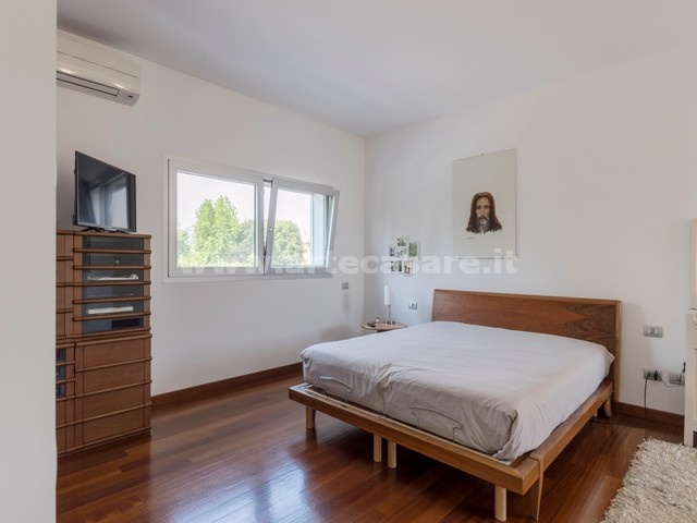 Busto Garolfo, Lombardia 20038, 3 Stanze da Letto Stanze da Letto, 4 Stanze Stanze,2 BathroomsBathrooms,Villa,Vendita Usato,0,3513