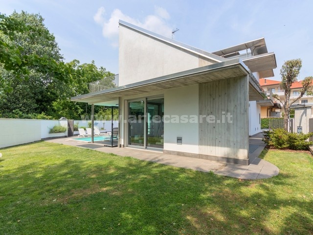 Busto Garolfo, Lombardia 20038, 3 Stanze da Letto Stanze da Letto, 4 Stanze Stanze,2 BathroomsBathrooms,Villa,Vendita Usato,0,3513