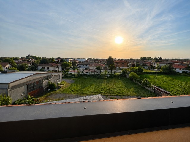 Ossona, Lombardia, 3 Stanze da Letto Stanze da Letto, 4 Stanze Stanze,2 BathroomsBathrooms,Appartamento,Vendita Usato,0,3519