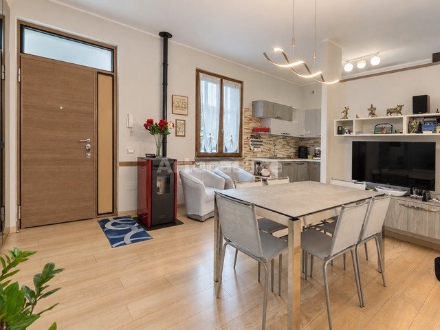 Via Cefalonia 7, Busto Garolfo, Lombardia, 2 Stanze da Letto Stanze da Letto, 3 Stanze Stanze,2 BathroomsBathrooms,Villa,Vendita Usato,0,3560
